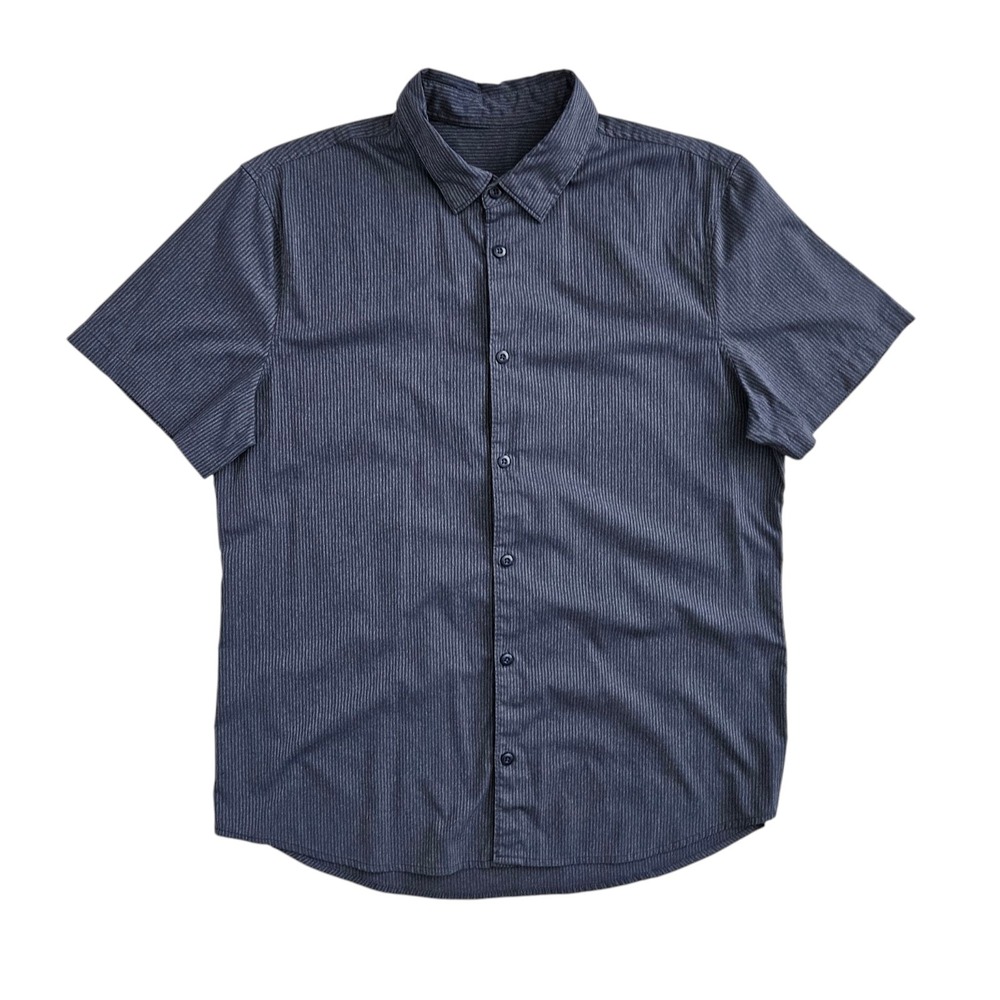 Lululemon (Mends Medium) Button Down Shirt Pin Striped Stretch Short Sleeve Gray